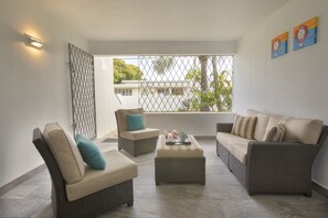 Appartement Luxe, 2 chambres, cuisine | Terrasse/Patio