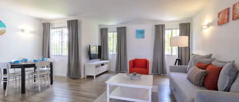 Appartement Luxe, 2 chambres, cuisine | Coin séjour