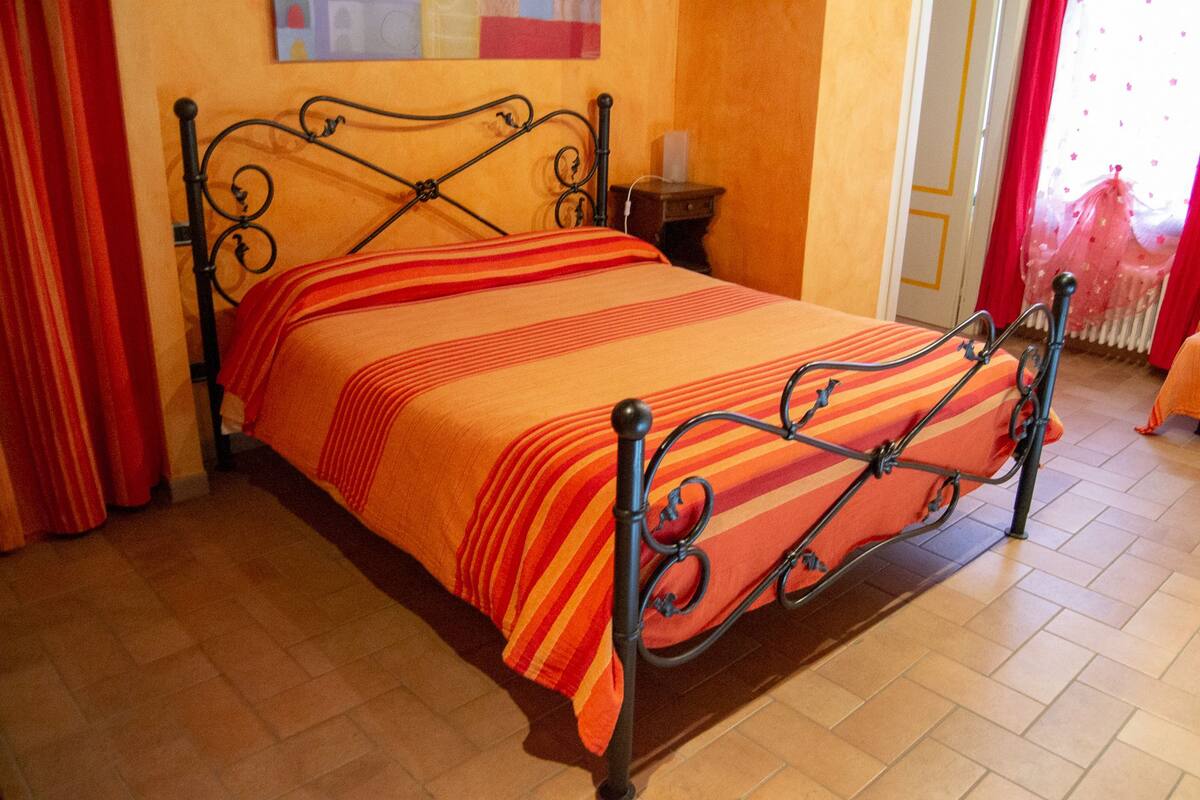 Apartamento, 1 quarto, vista para o rio | Frigobar, escrivaninha, camas extras/dobráveis (sobretaxa)
