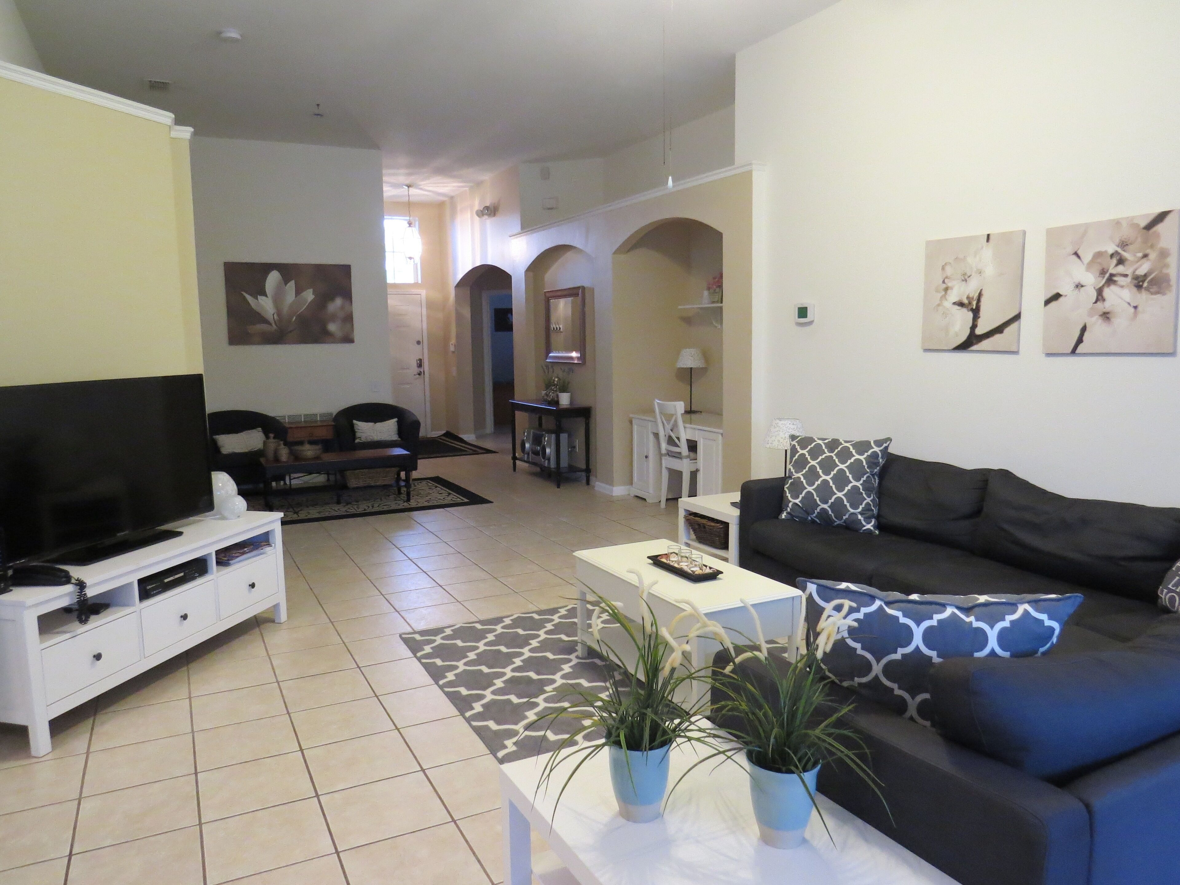 Smart TV, futbolito, tenis de mesa y juguetes 