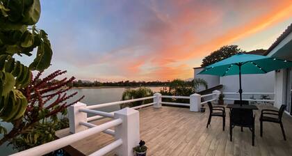 Casa Boutique del Lago.