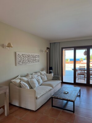 Smart-TV og stereoanlegg