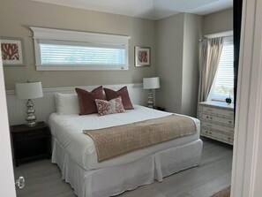 8 habitaciones, acceso a internet y ropa de cama