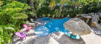 AMI Escape! 6 King Suites, Bunk Rooms and Game Zone Near Holmes Beach