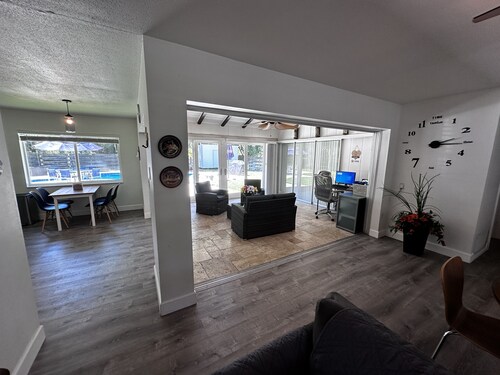 Ft. Myers-Labelle-Okeechobee Clewiston WiFi  Pool Vacation Home.