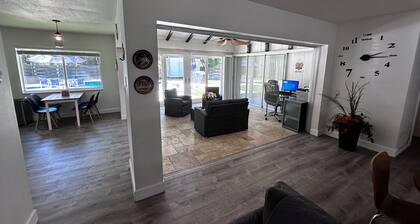 Ft. Myers-Labelle-Okeechobee Clewiston WiFi Pool Vacation Home.