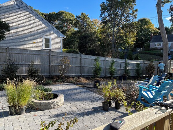 Property grounds - 4 Bedrooms, 2 Baths, Sleeps 8-10 (Chatham)