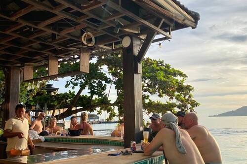 Poolbar