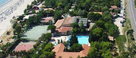 Außenpool (je nach Saison geöffnet)