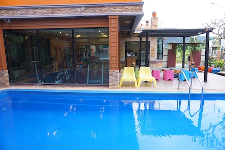 ์ผ์ธ ์์์ฅ