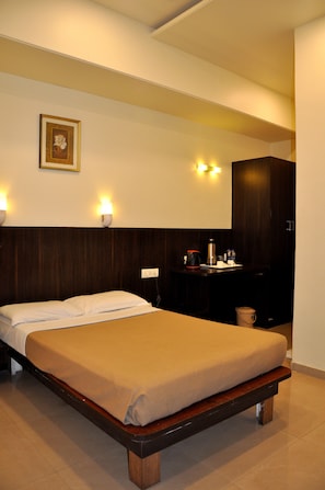 Standard Non-AC Rooms | 1 bedroom, desk, soundproofing, iron/ironing board