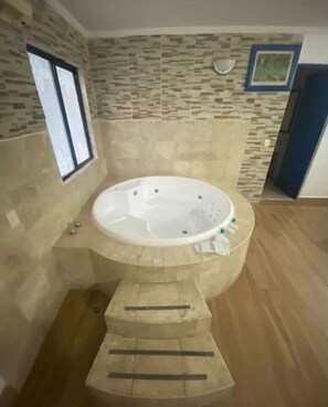 Room - Hotel Bahia (Guadalajara)