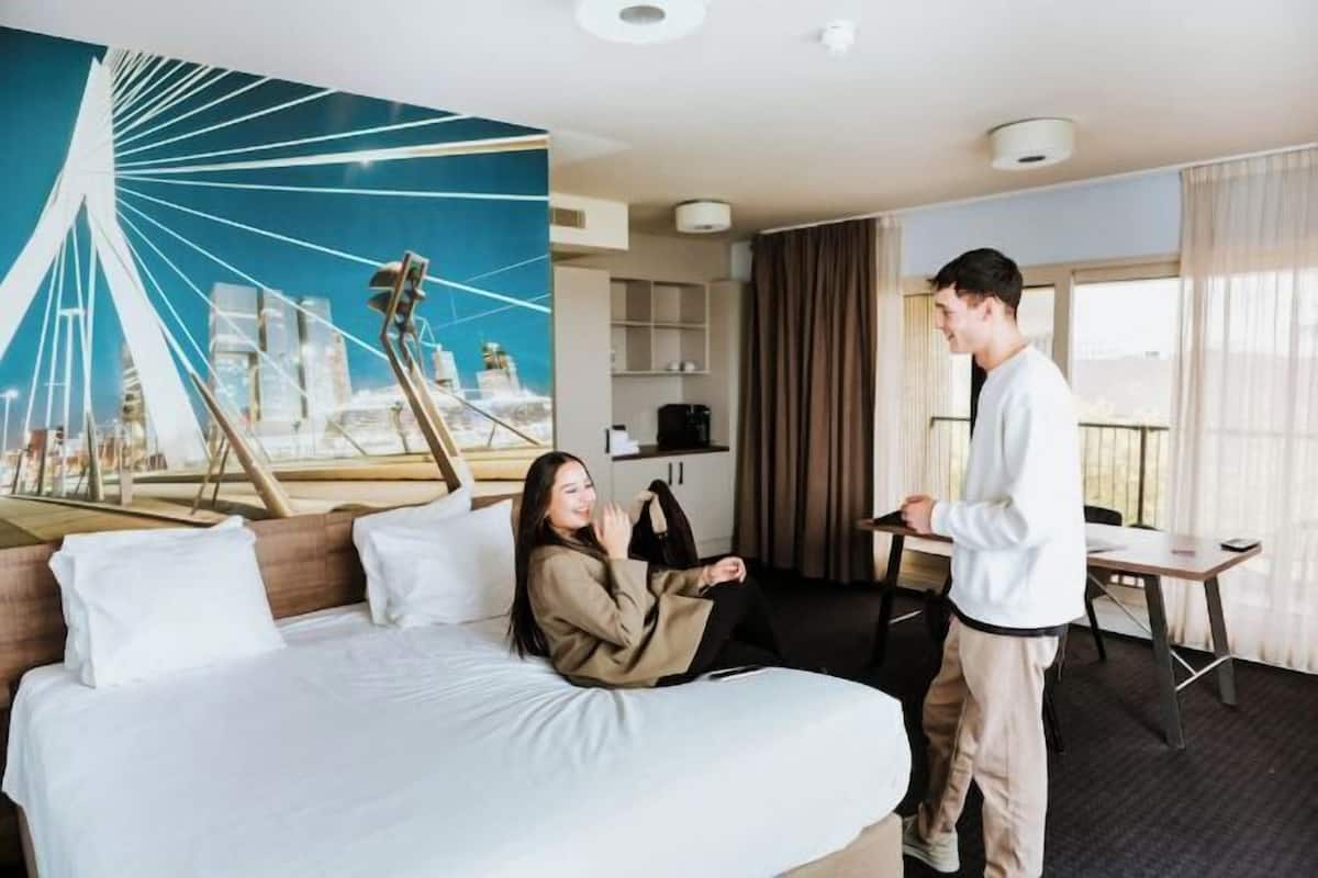In-room safe, iron/ironing board, free WiFi, bed sheets