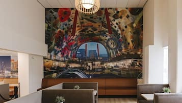 Télévision de 40 cm avec chaßnes par cùble, baby-foot