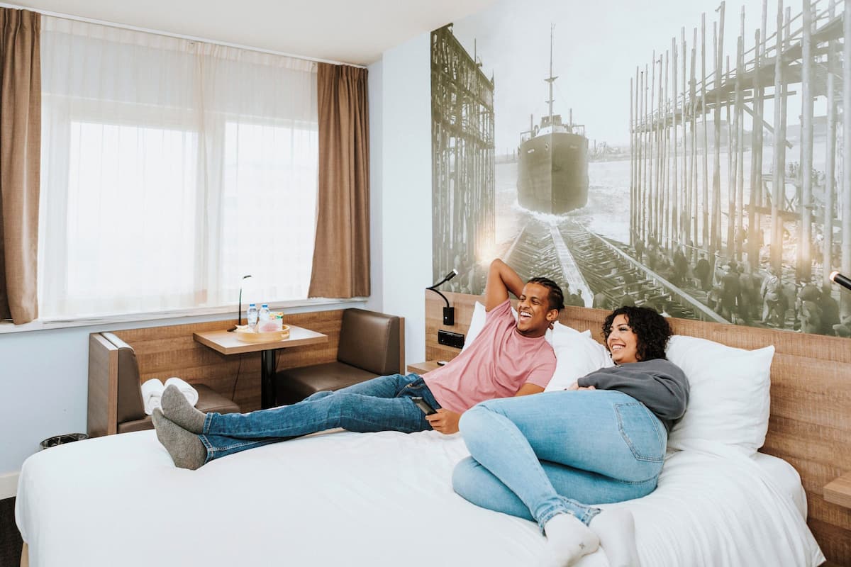Basic Room | In-room safe, iron/ironing board, free WiFi, bed sheets