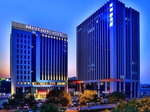 Exterior - Mercure Hangzhou Linping Hotel (Hangzhou)