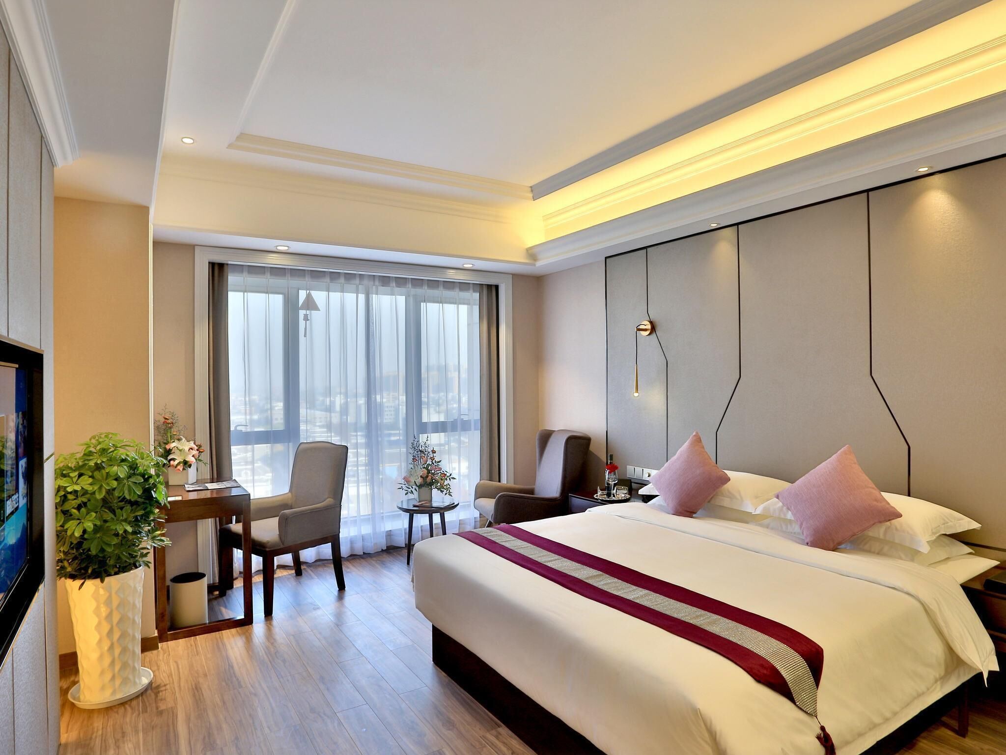 Deluxe Room, 1 King Bed