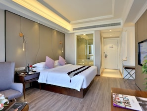 Chambre Deluxe, 1 trĂšs grand lit