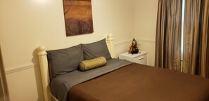 4 室のベッドルーム、アイロン / アイロン台、WiFi、ベッドシーツ