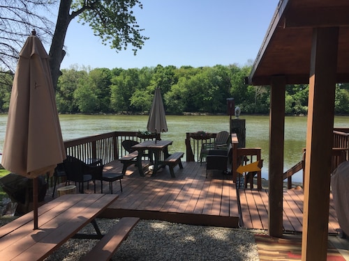 Romantic Riverfront Cabins on the Wabash River