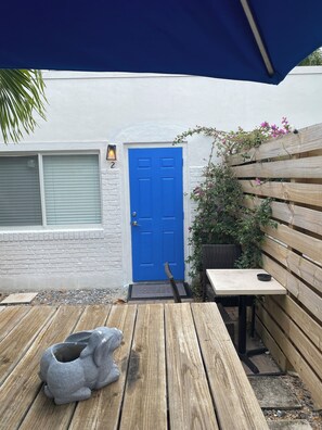 Outdoor dining