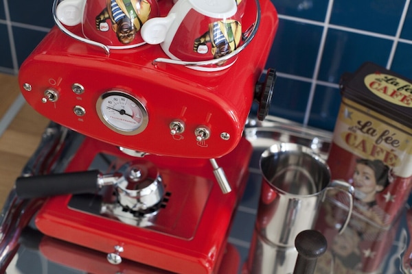 Kaffee und/oder Kaffeemaschine