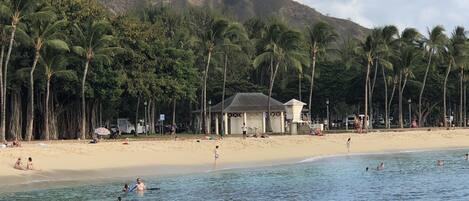 Sun loungers, beach towels