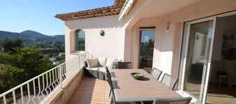 Villa: Mandelieu LaNapoule, Air Conditioning, Private Pool, Sea, Esterel Views, 