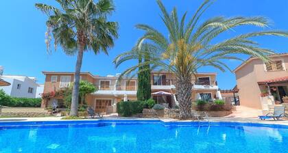 Paphos villa costera con piscina