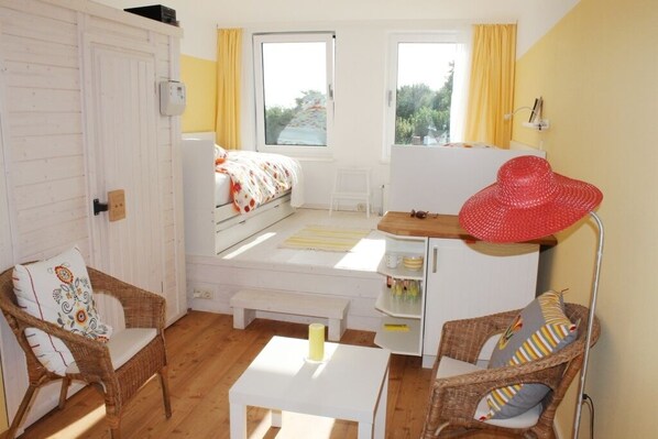 2 bedrooms, iron/ironing board, travel crib, WiFi