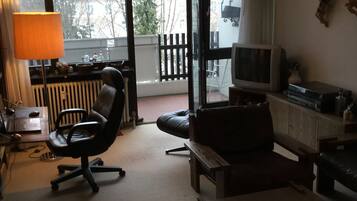 Flachbildfernseher, Stereoanlage