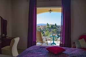 3 عدّة غرف نوم ومكتب وواي فاي وملاءات أسرّة