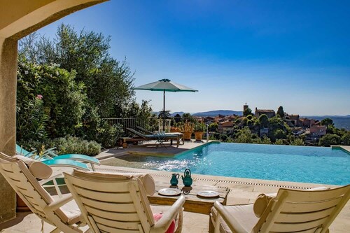 Villa de rêve (150m²) / 3 chambres / Vue panoramique, Piscine chauffée en saison