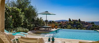 Droom Villa (150m²) / 3 slaapkamers / Panoramisch uitzicht / Infinity pool