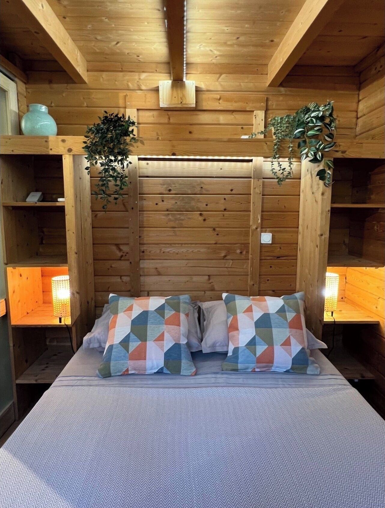 1 chambre, fer et planche à repasser, Wi-Fi, draps fournis