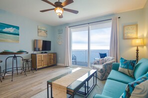 Smart TV, DVD player, video library