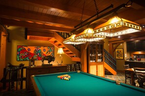 غرفة الألعاب