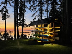 Exterior - The Rustic West Meets Oceanfront Estate (Nanoose Bay)