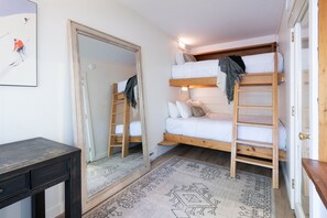 2 chambres, bureau, fer et planche à repasser, Wi-Fi