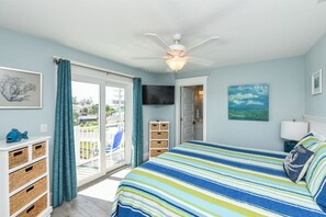 8 habitaciones, tabla de planchar con plancha y acceso a internet