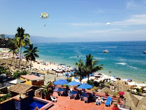 Ubicación a pie de playa y toallas de playa