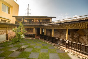 Café da manhã, almoço e jantar; culinária internacional
