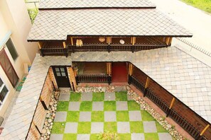 Bagian depan properti