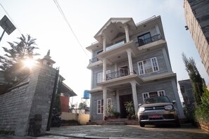 Exterior - Hotel Billabong Garden (Pokhara)