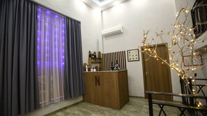 Bar (on property) - Hotel Nabadi (Tbilisi)