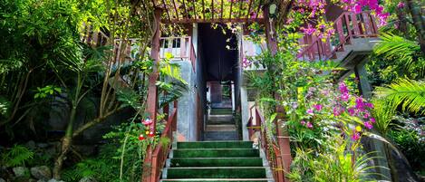 Majoituspaikan sisäänkäynti