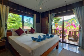 Superior Bungalow with Balcony | Minibar, in-room safe, free WiFi, bed sheets - Kanya Cozy Bungalows Kata Beach (Karon)