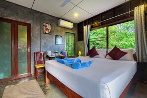 Superior Bungalow with Balcony | Minibar, in-room safe, free WiFi, bed sheets - Kanya Cozy Bungalows Kata Beach (Karon)
