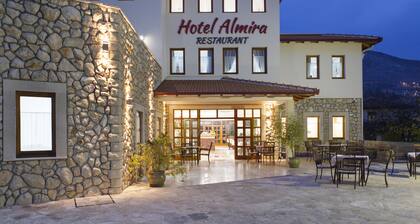 Hotel Almira