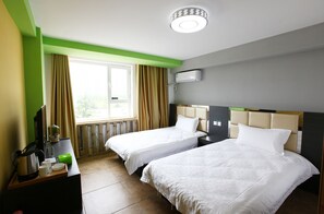 Standard Twin Room | Desk, blackout curtains, free WiFi - Weihai Fig Boutique Inn (Weihai)